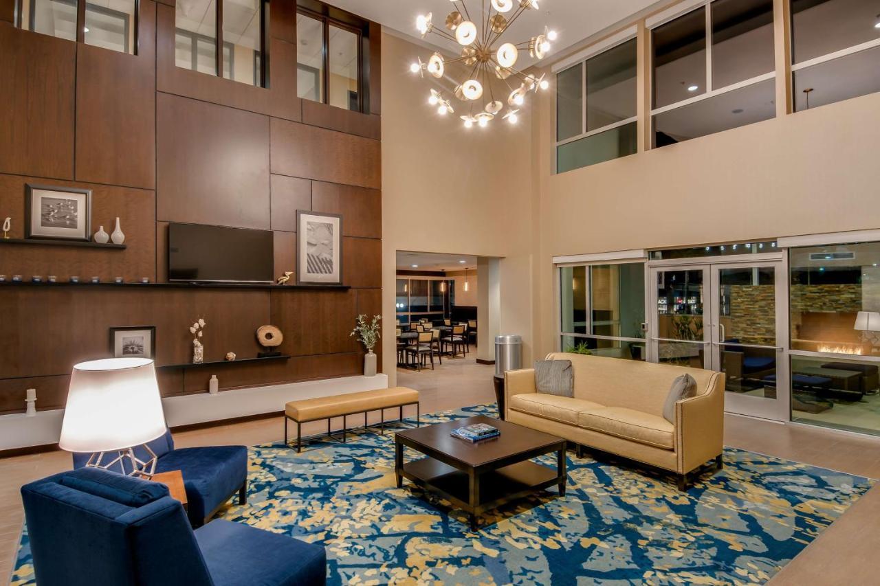 Hampton Inn & Suites Los Angeles - גלנדייל מראה חיצוני תמונה