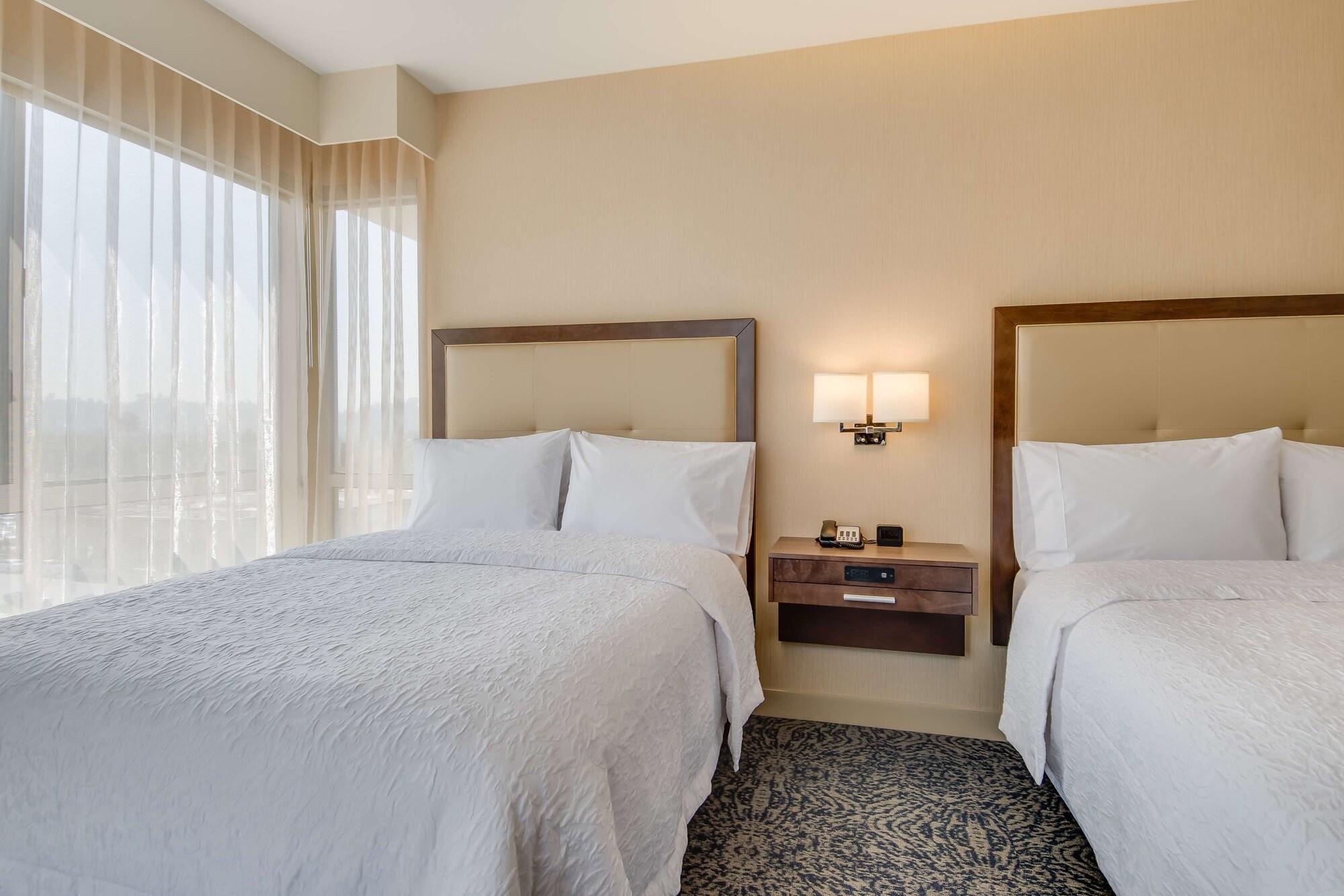 Hampton Inn & Suites Los Angeles - גלנדייל מראה חיצוני תמונה