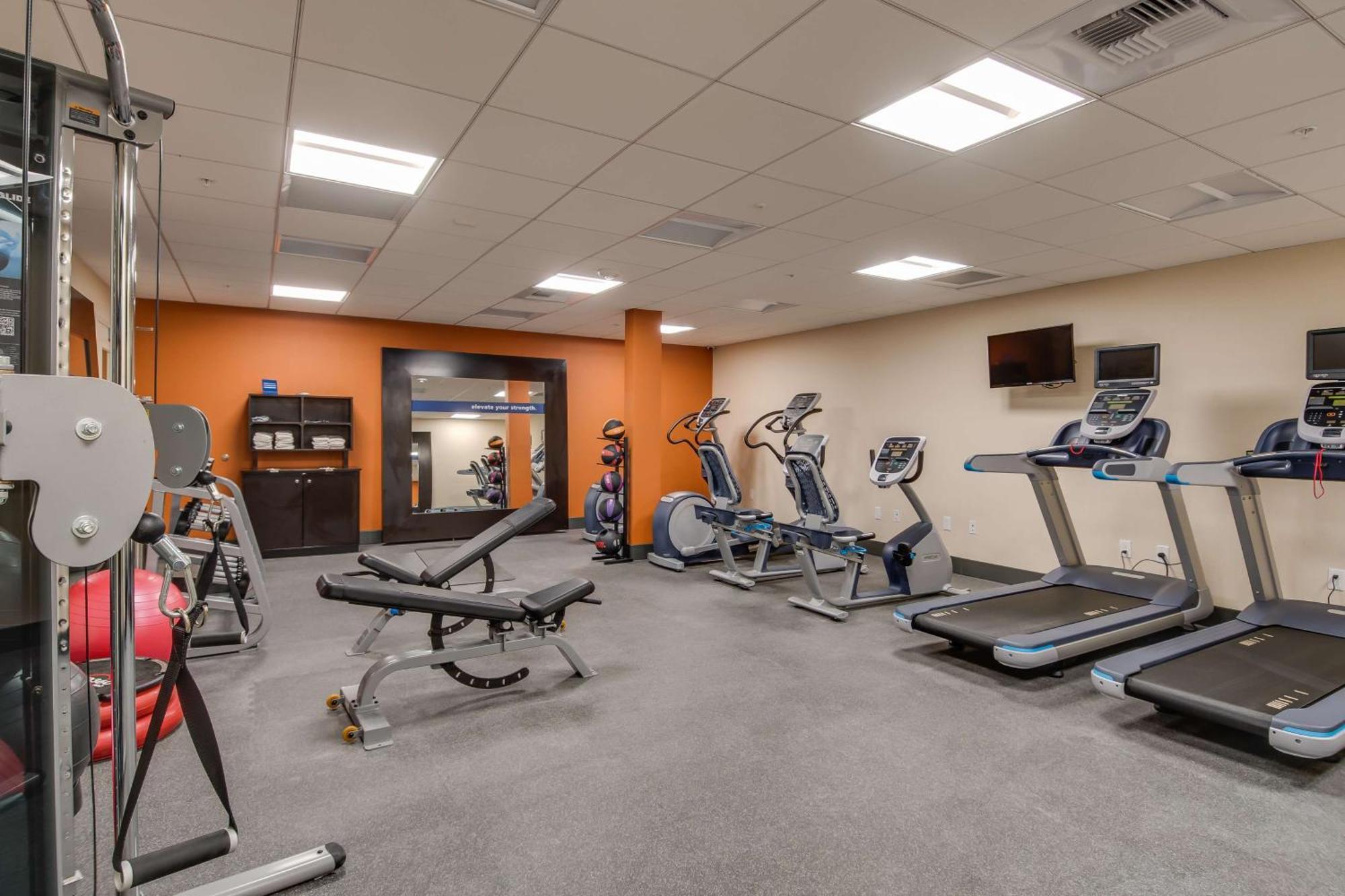 Hampton Inn & Suites Los Angeles - גלנדייל מראה חיצוני תמונה
