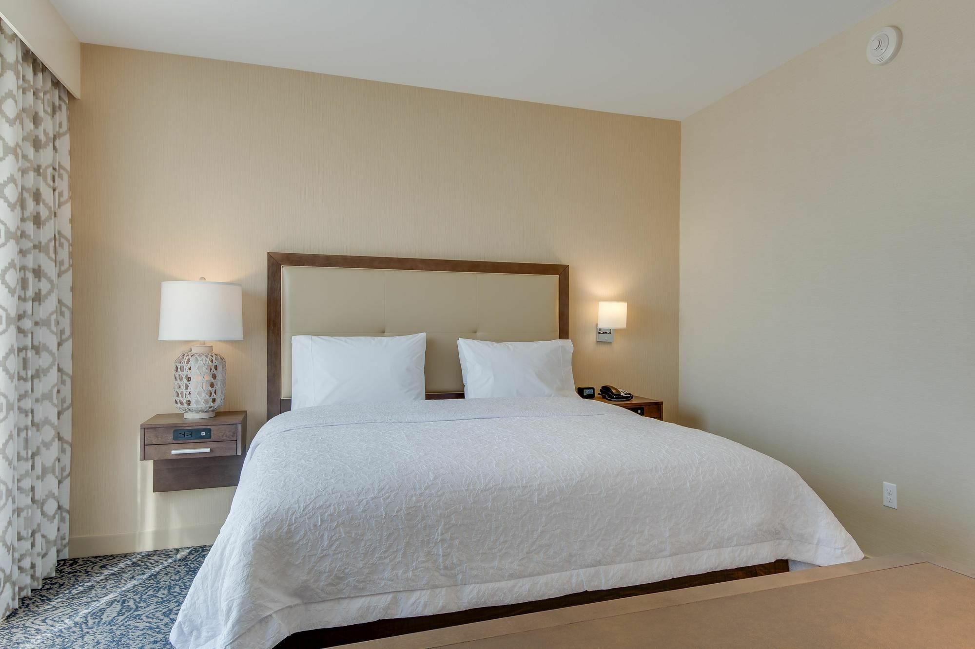Hampton Inn & Suites Los Angeles - גלנדייל מראה חיצוני תמונה